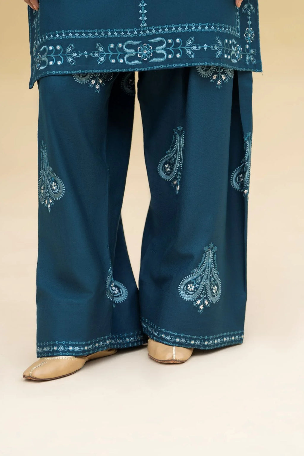 Embroidered Roposh 2PCS