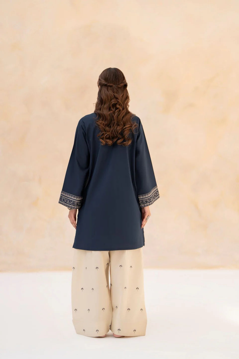 Embroidered Sereen 2PCS