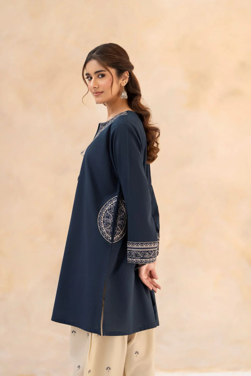 Embroidered Sereen 2PCS