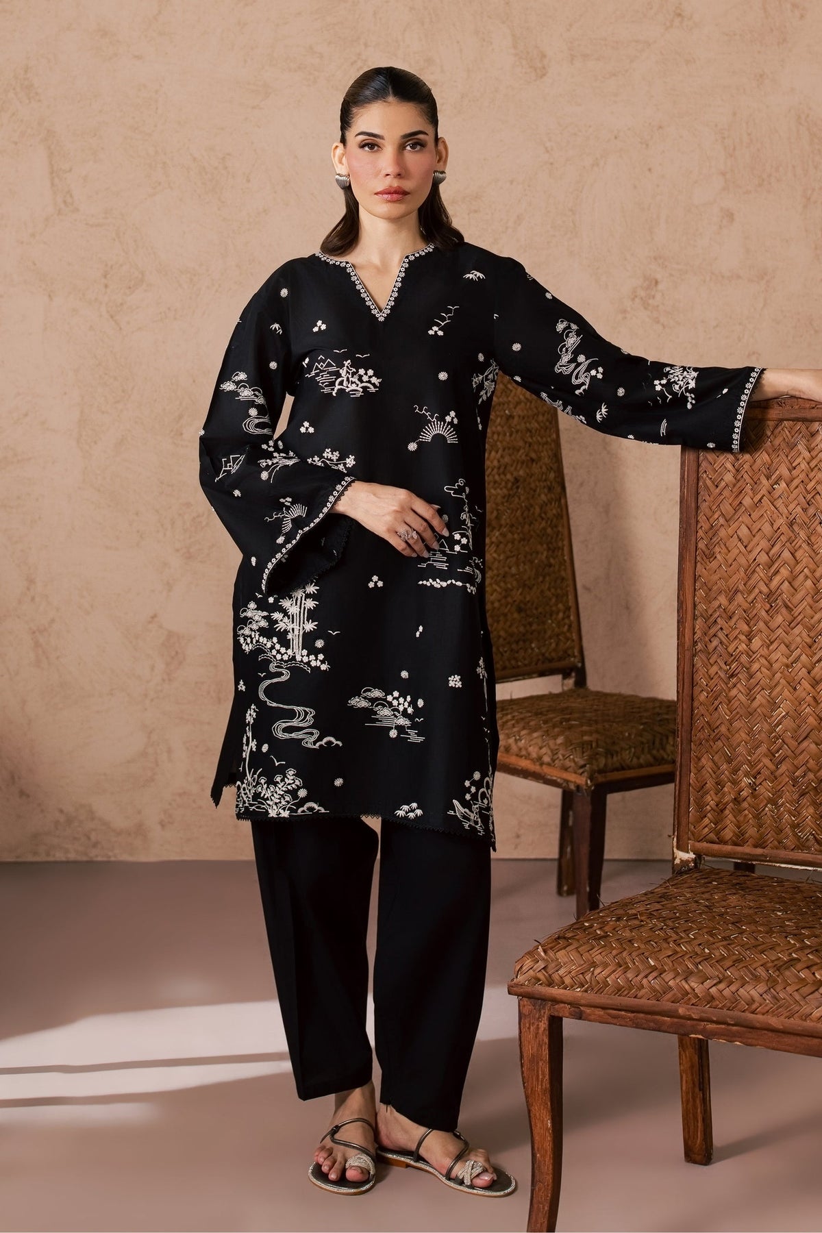 Black Pearl 2PC