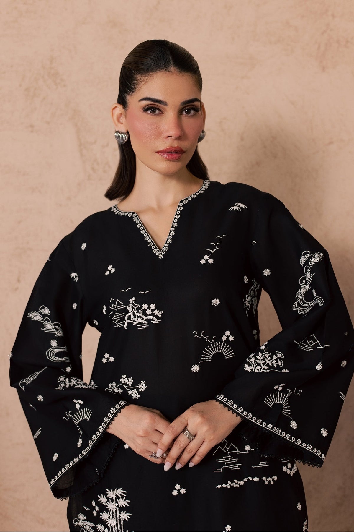 Black Pearl 2PC