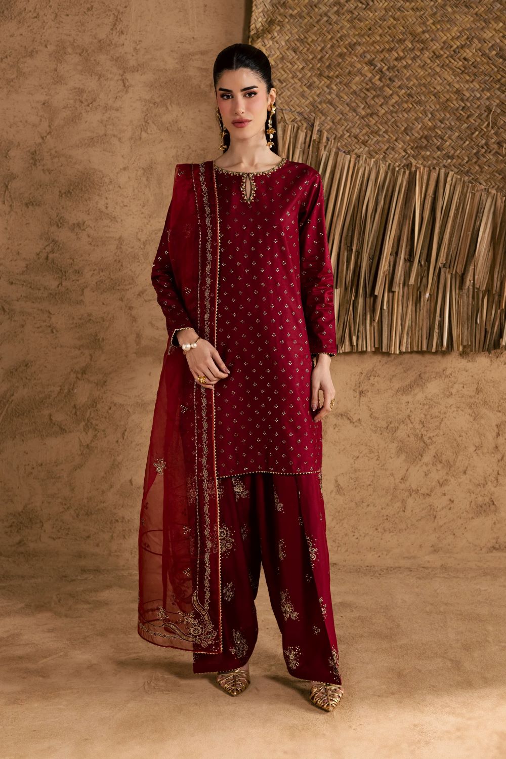 Maroon Majesty 3PC