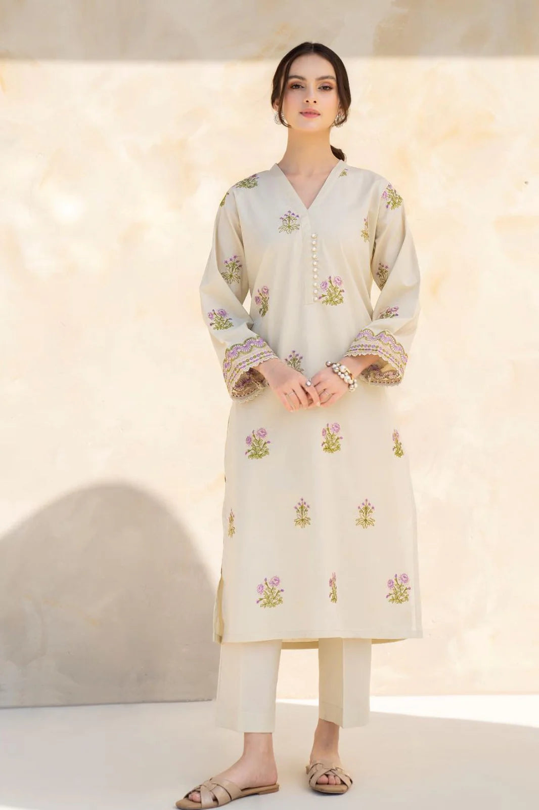 Embroidered Sheena 2PCS