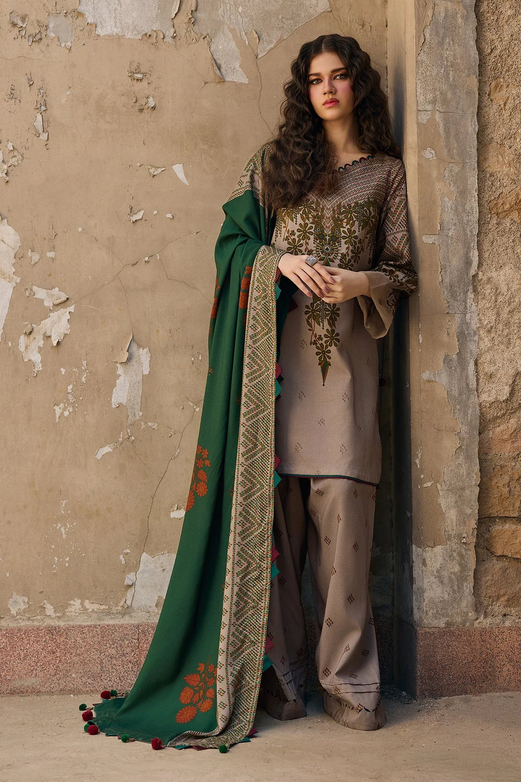 Zoha Charizma Printed  Stitched 3PCS
