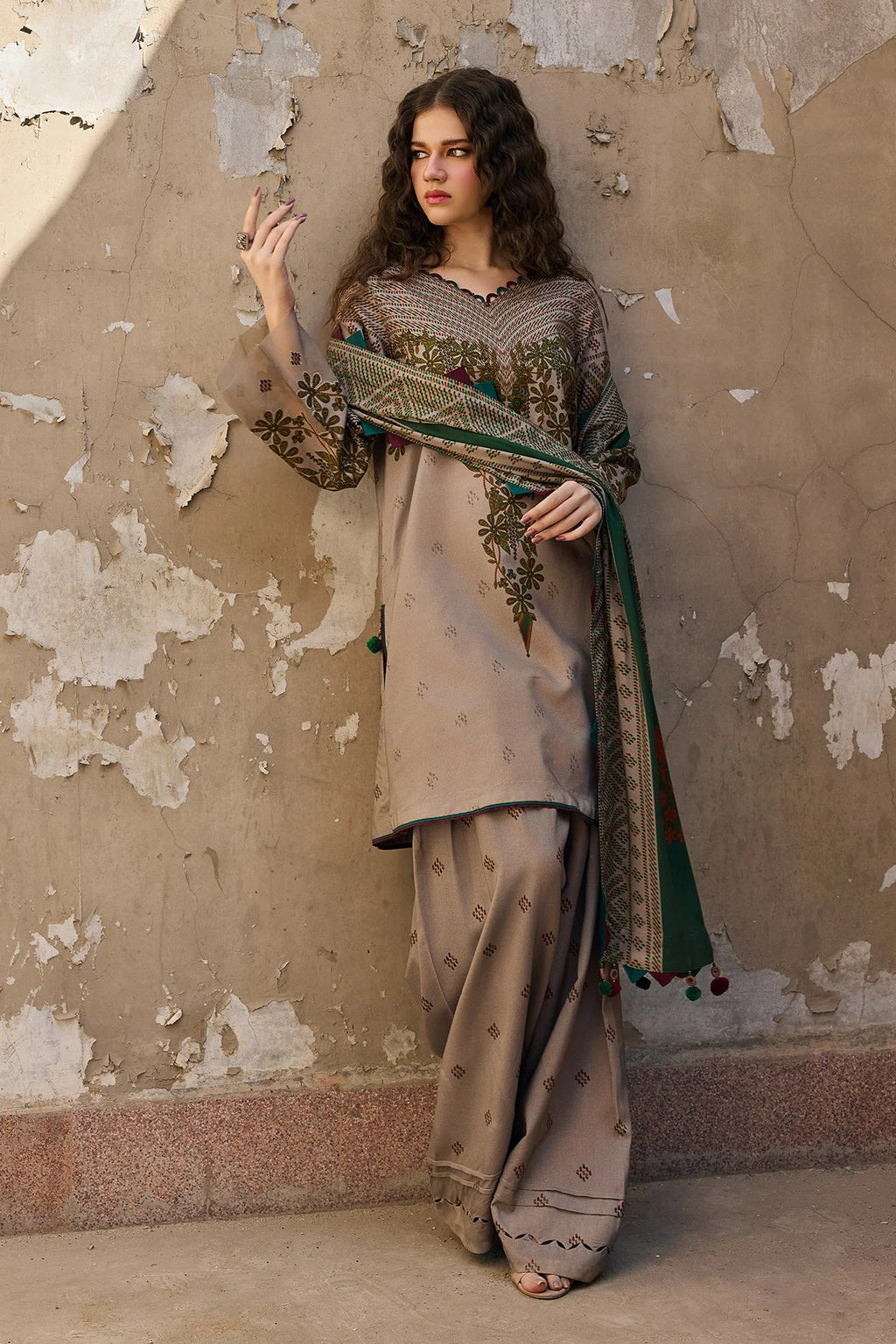 Zoha Charizma Printed  Stitched 3PCS