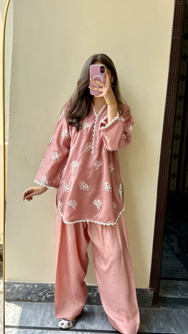 Rosy Bloom 2PC