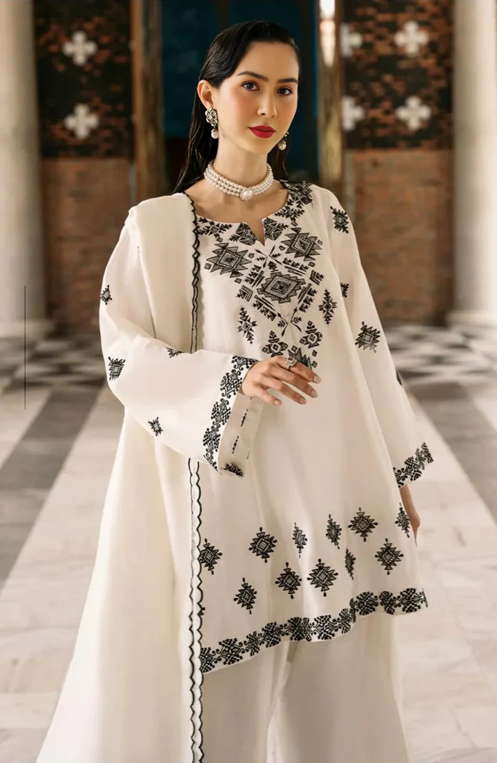 Embroidered Juliet 3PCS