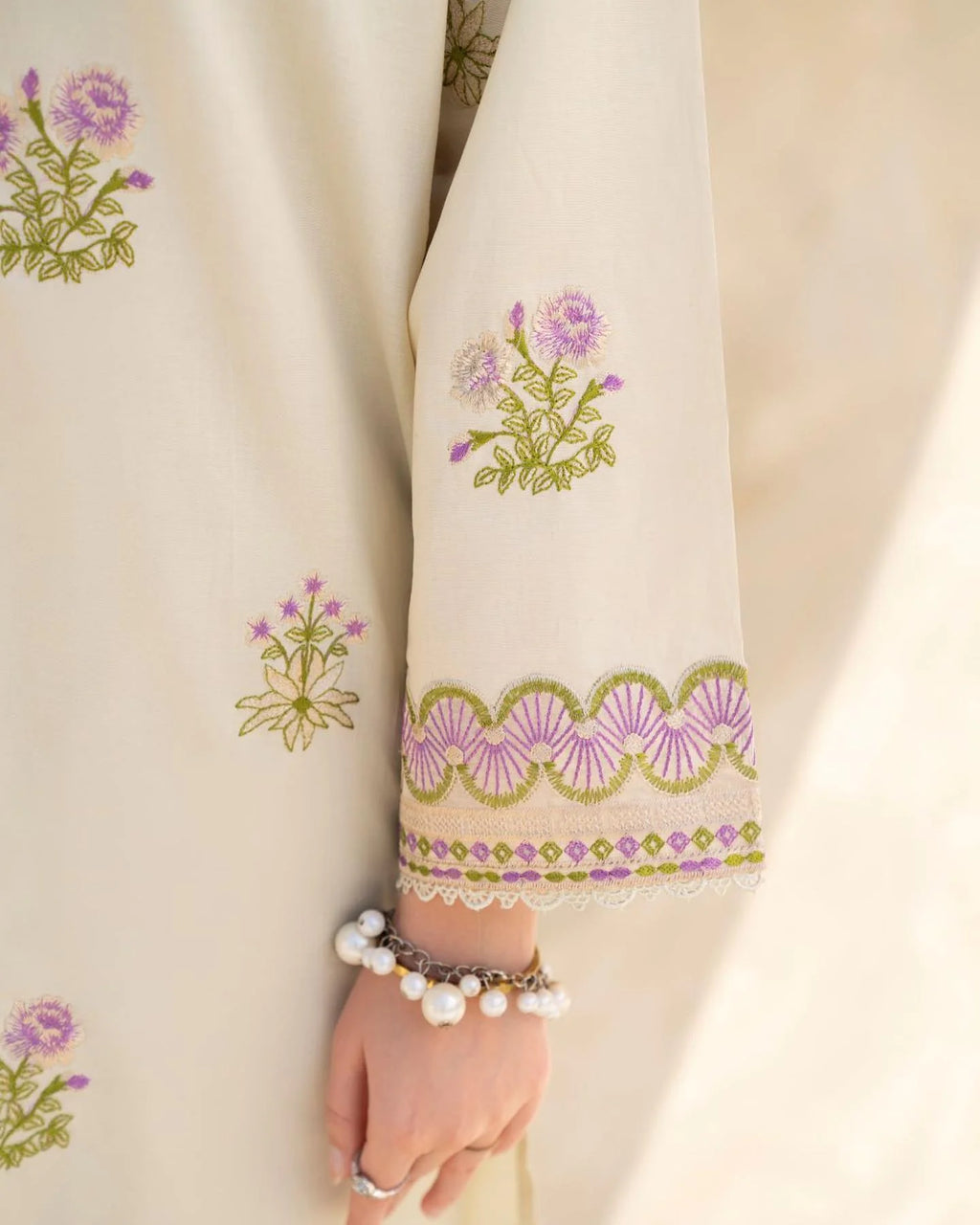 Embroidered Sheena 2PCS