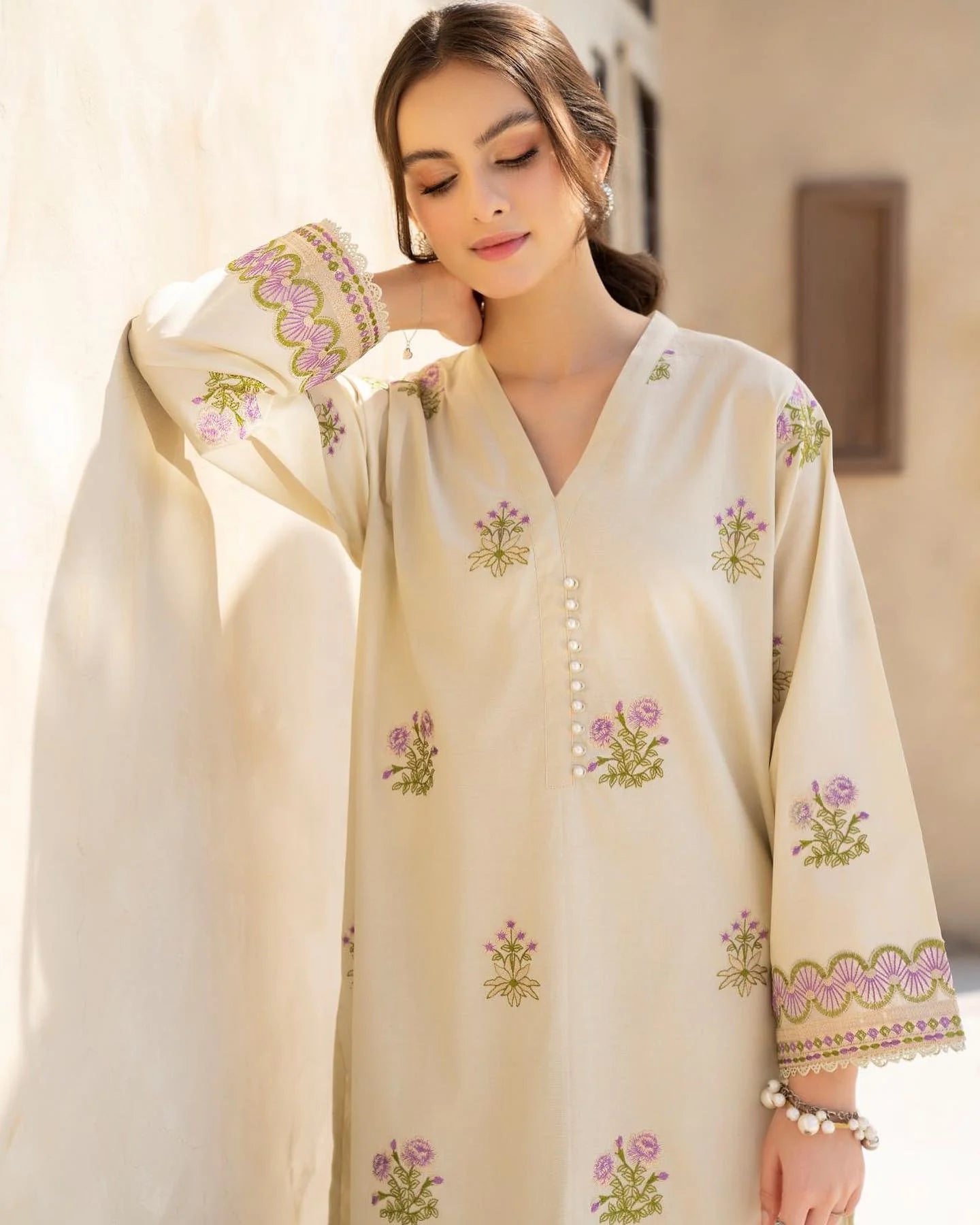 Embroidered Sheena 2PCS